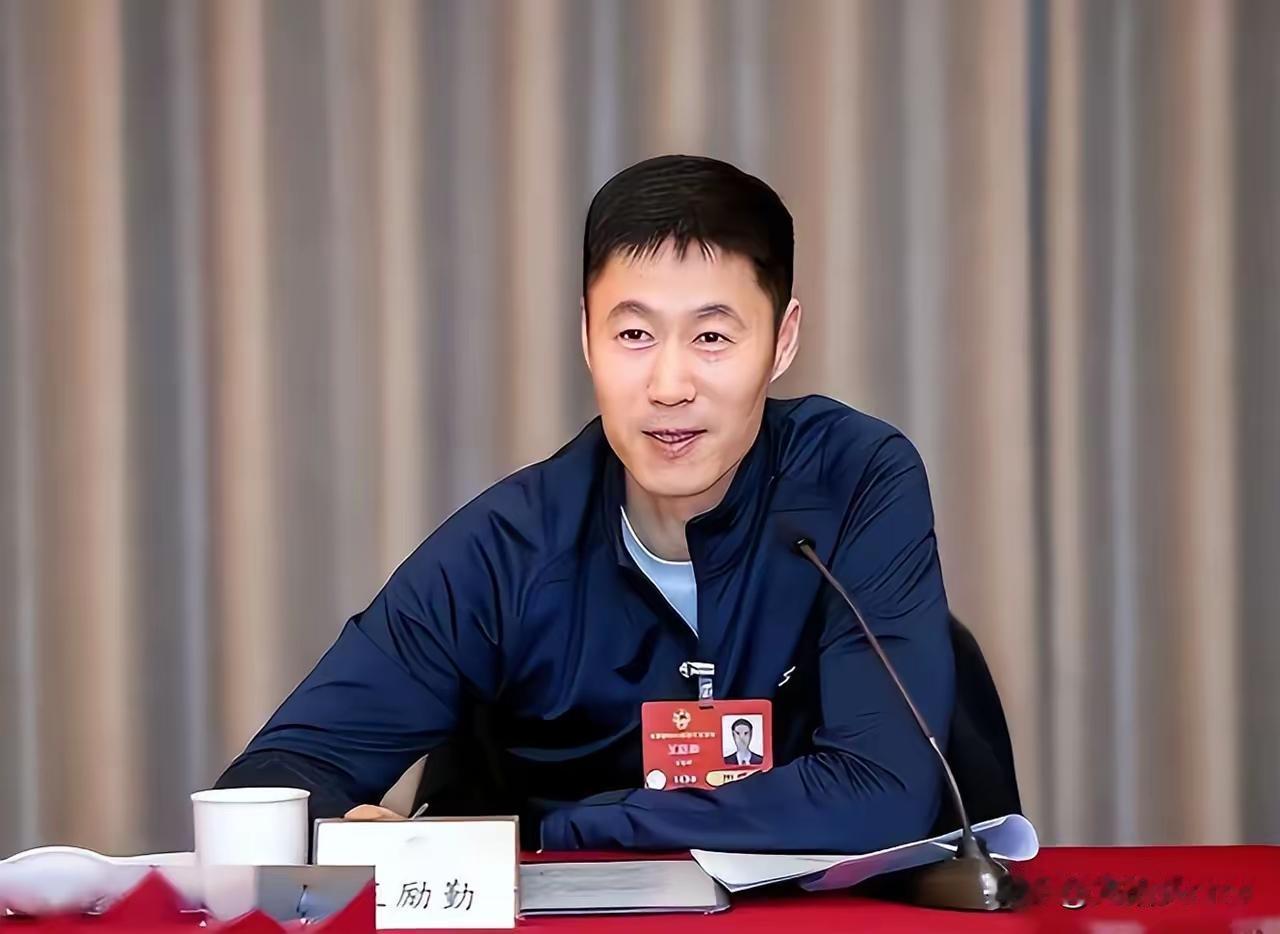 王励勤主席的乒协，真看不懂了[捂脸哭][捂脸哭][捂脸哭]说好的竞聘教练公开公正的先拔