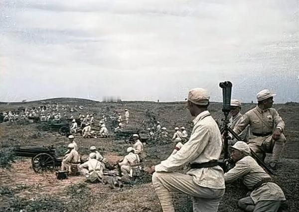 1942年，抗战进入相持阶段，西北作为大后方承担着兵员与物资转运的重任，陇海铁路