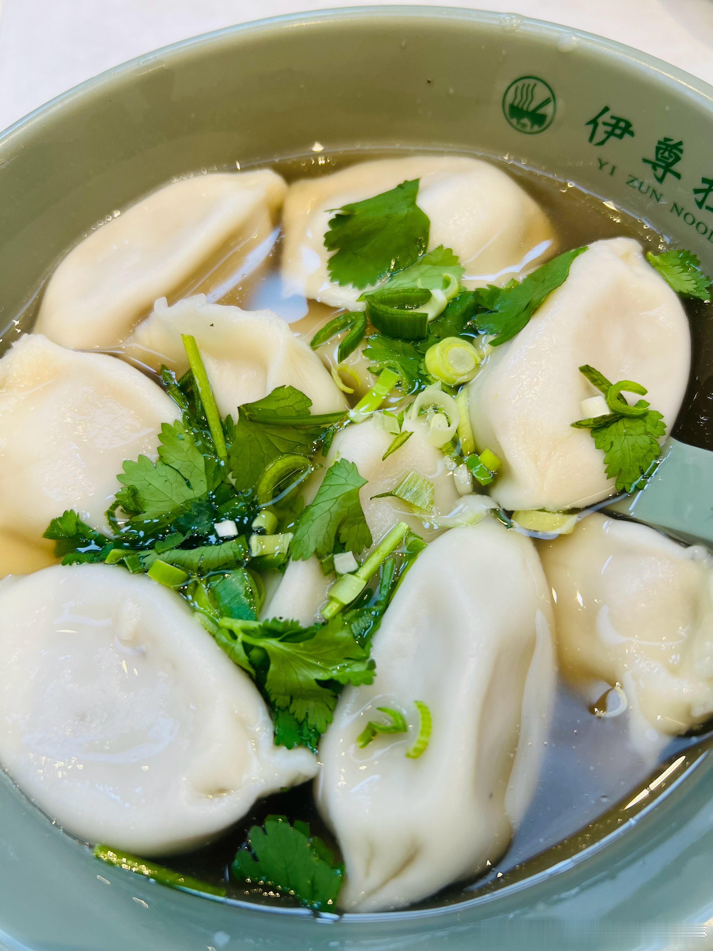 每日一餐分享每日一餐分享不是今天吃的，可是今天想发～明天想再去吃