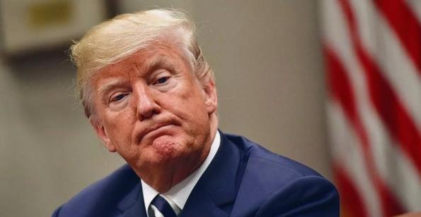 特朗普又发飙了。一大早，刚起床，特朗普就憋不住火，上网骂人了。骂谁呢？骂一个