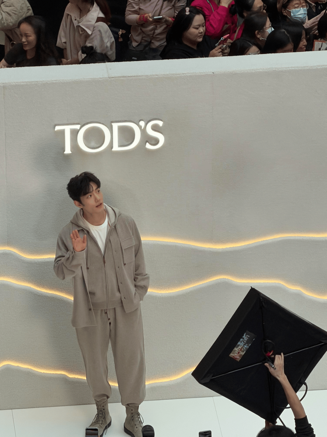 肖战这套真的很男大