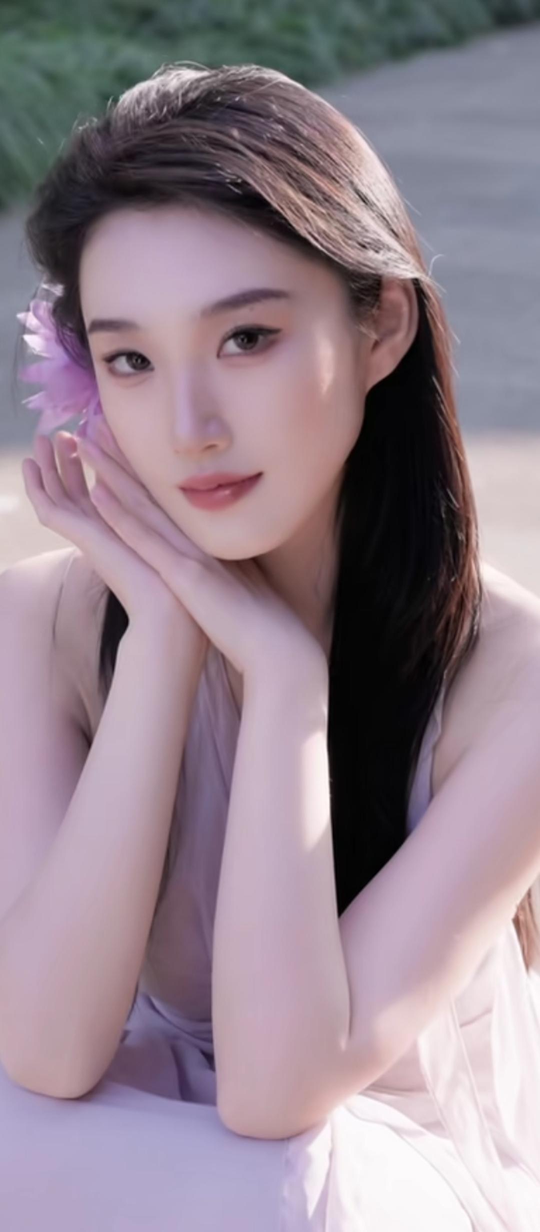 花落人归处，相思几时休。