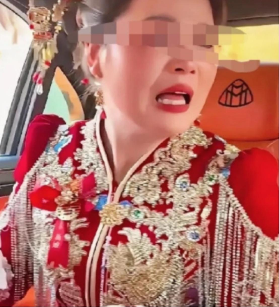 一位哈尔滨姑娘嫁到南京，50多名娘家亲友开着19辆车，跨越1700多公里送嫁，同