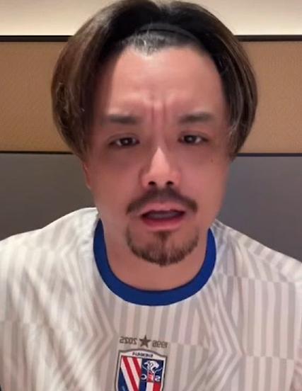 上海申花知名球迷619在直播时表示申花队本赛季的前景还是非常光明的。申花队把强队