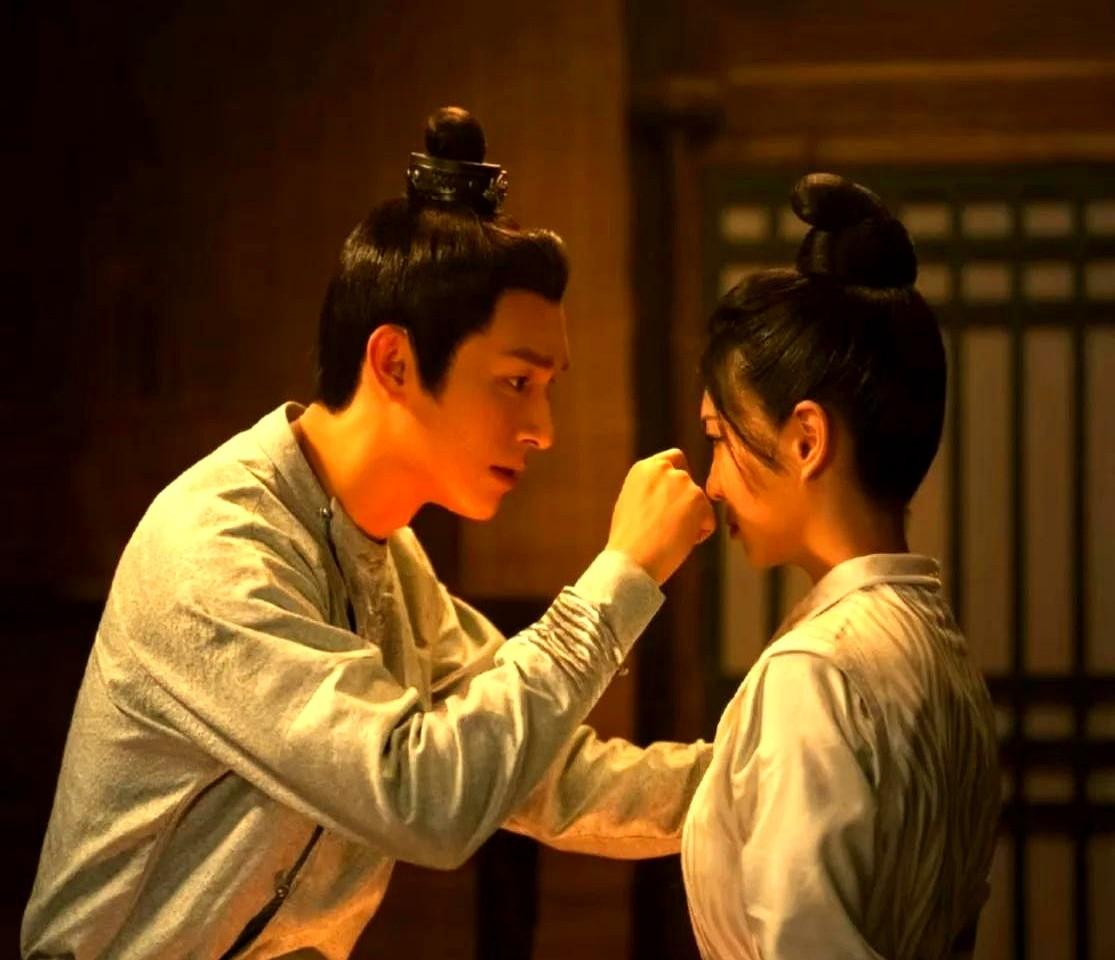 广电都下场盖章了，这剧有点东西。一部叫《鎏金缘》的古装剧，就靠一个杨旭文给孙