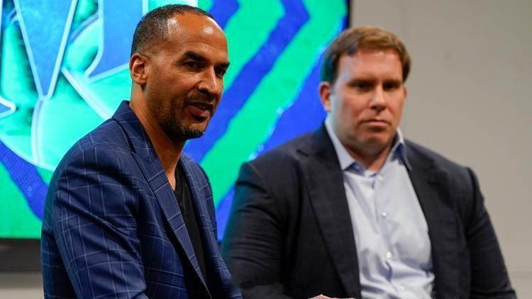 独行侠今天宣布正式解雇哈里森，老板杜蒙特说他必须开始行动，迈克尔·芬利和马特·里