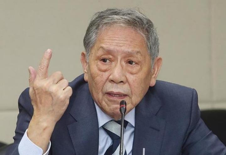 帅化民曾说：不是我喜欢吹捧中国的军武科技，反而我特别讨厌解放军的一个叫“远火”