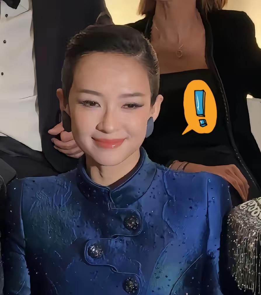 美出高级感的女人，还是那么妩媚动人，风韵犹存，不愧是第一气质美女