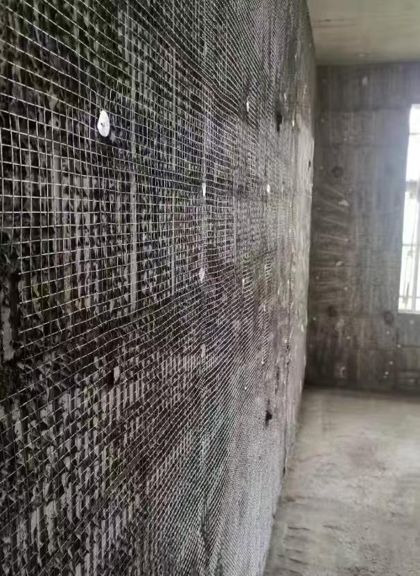 作为项目技术负责人，今天我首次参与了工地上的专家论证评审会，实际体验与专业预期存