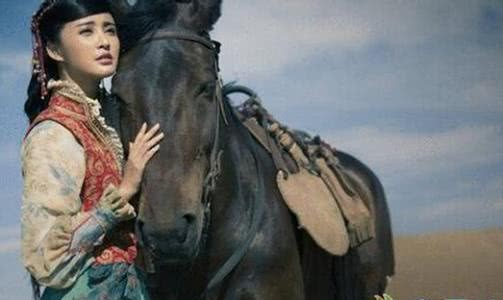 公元前95年的晚上，苏武正躺在羊圈外睡觉。突然，一个匈奴美女钻进他的被窝。苏武生