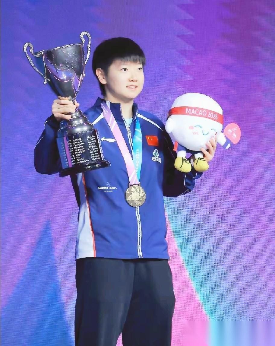 澳门世界杯两个没有被打服的人。把所有不高兴不甘心都挂在脸上。就是……——蒯