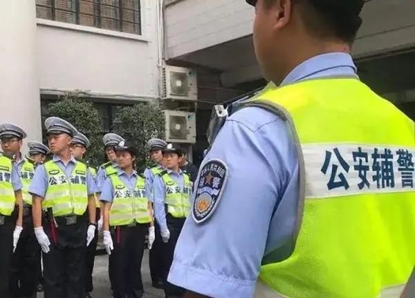 为什么哪怕最优秀的辅警，也是无法直接转正，比如之前救人的那个。其实原因也不难，只