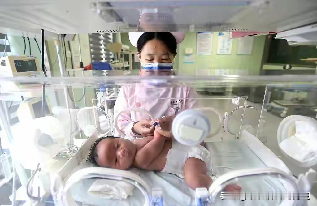 万万没想到！老婆刚刚生完孩子，每个月300的补贴都还没有领取，国家又开始发出好消