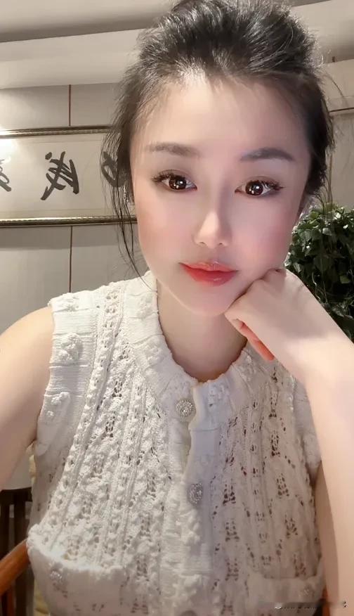 两性之间的秘密1、男人喜欢女人主动解衣服2、男人喜欢女人躺在他怀里对他说:“