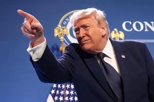 美国瞎折腾，反倒帮了中国这话真不是咱瞎吹，是美国自家的媒体人都公开认的账——