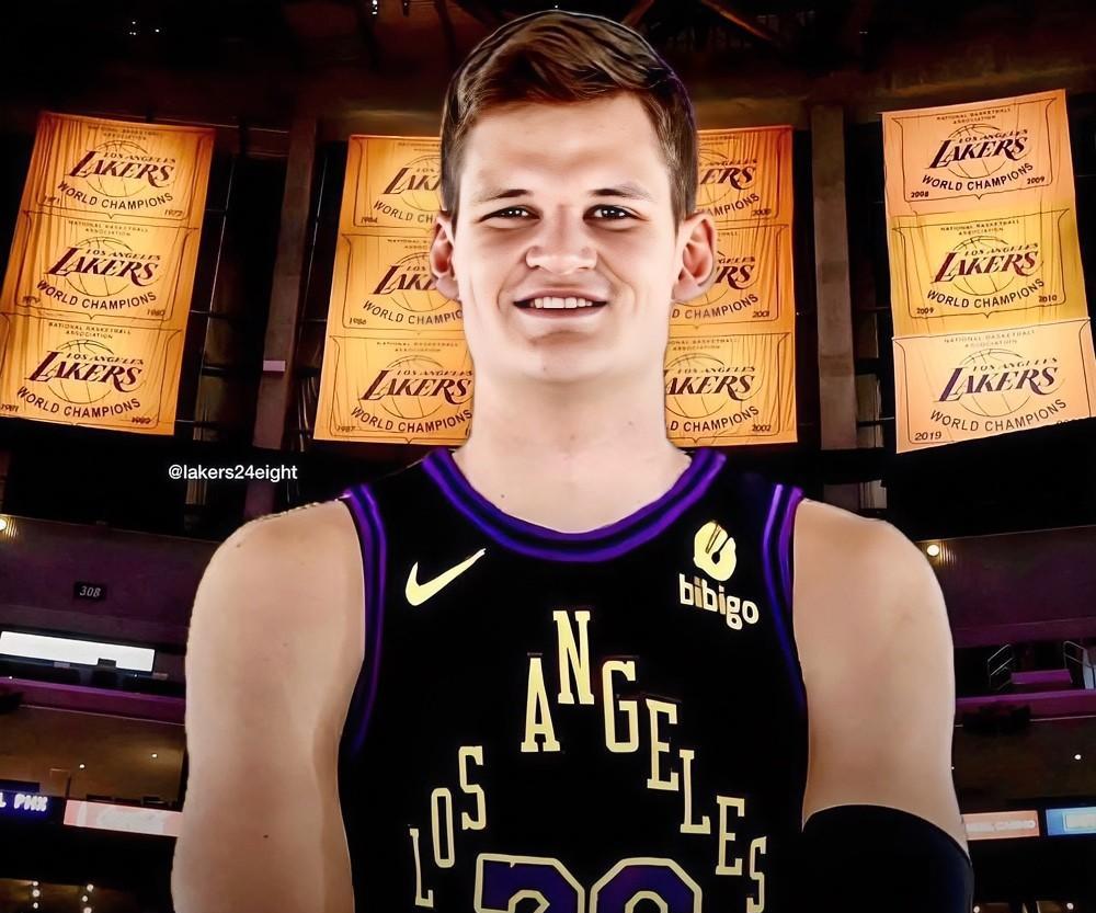 这一下我们要吹一下佩林卡，他拒绝了芬尼-史密斯的续约，而是