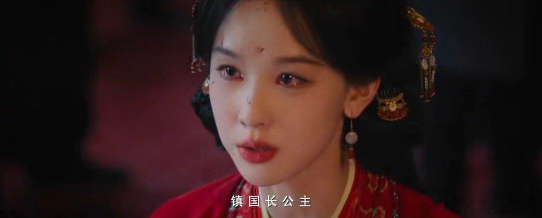 陈都灵一个镜头美我一大跳认可陈都灵的选剧眼光，接连带来优质古装作品，《翘楚》里