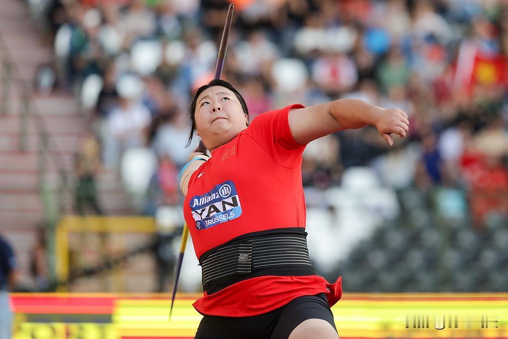 严子怡严阵以待不惧黑科技北京时间9月27日，2026年亚运会田径比赛，女子标枪