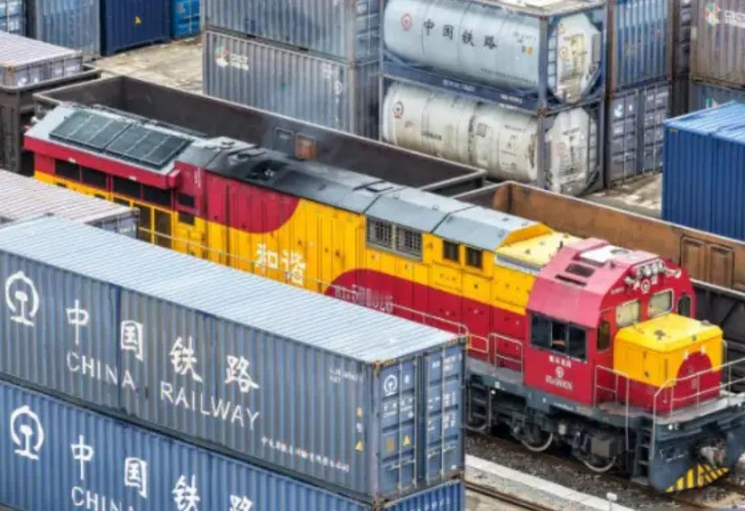 中国正式就“中欧班列”停摆事件，向波兰发出最后通牒！以俄乌战争为借口，妄图压迫