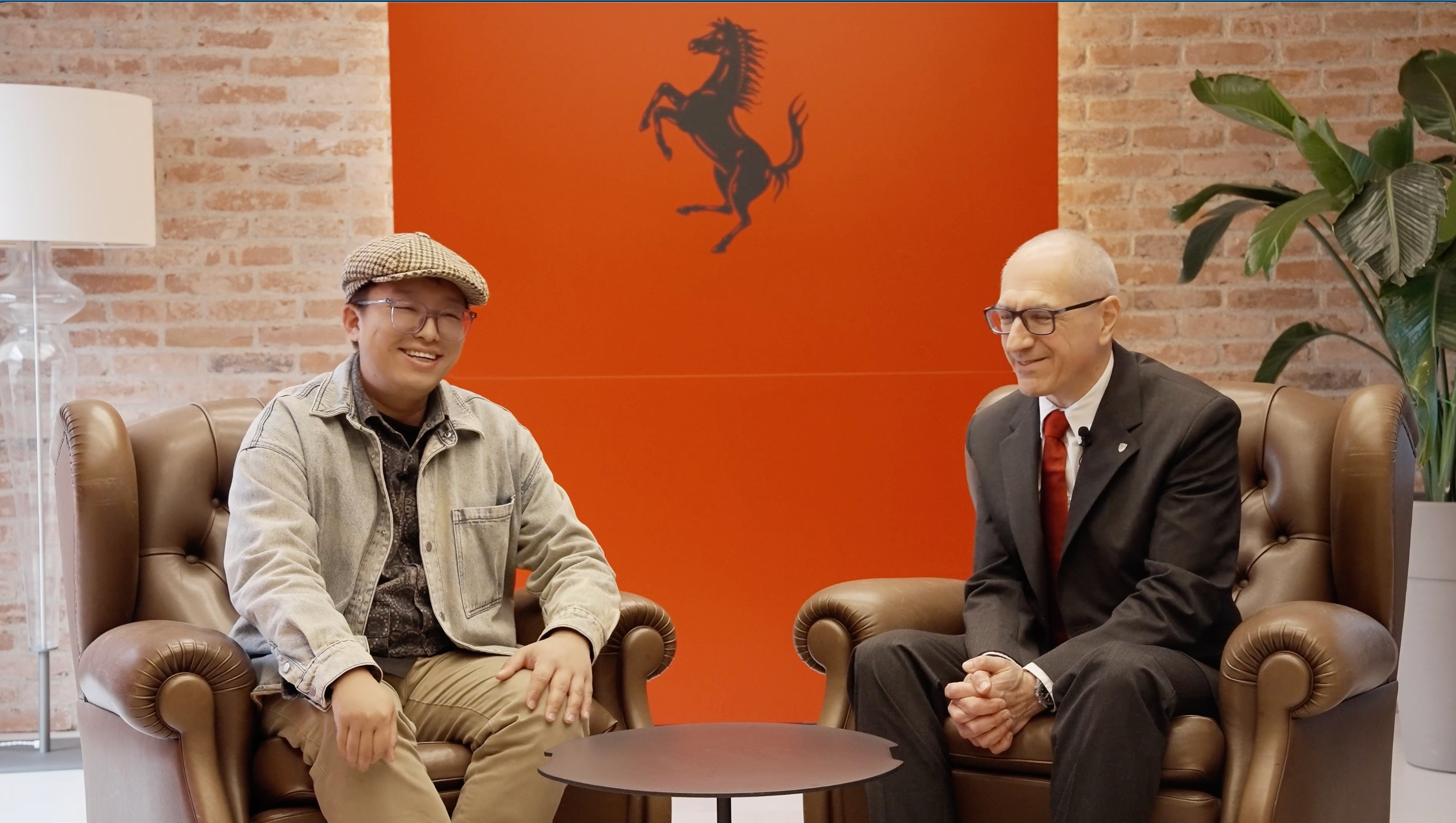 他们说上镜会胖3斤，我感觉我至少胖30斤