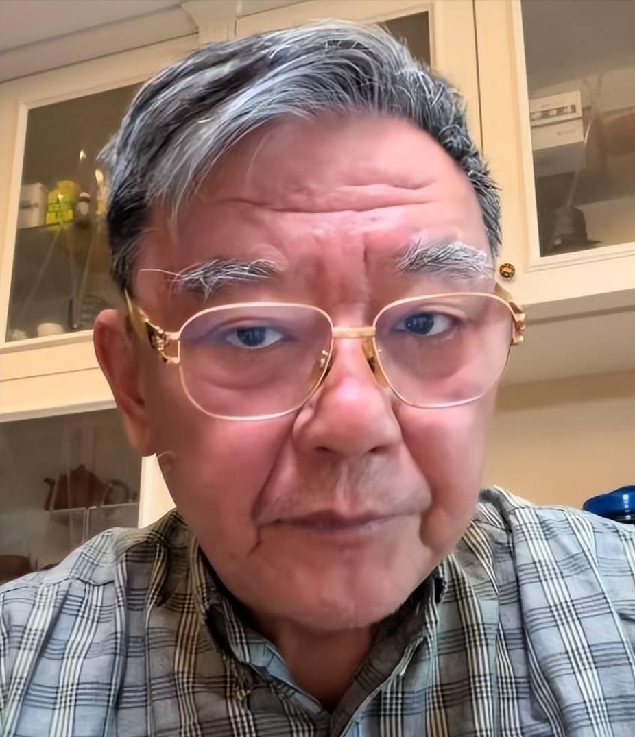 近日，知名演员李立群在直播时，谈到跳水奥运冠军全红婵，认为她变胖一定有不能说的原