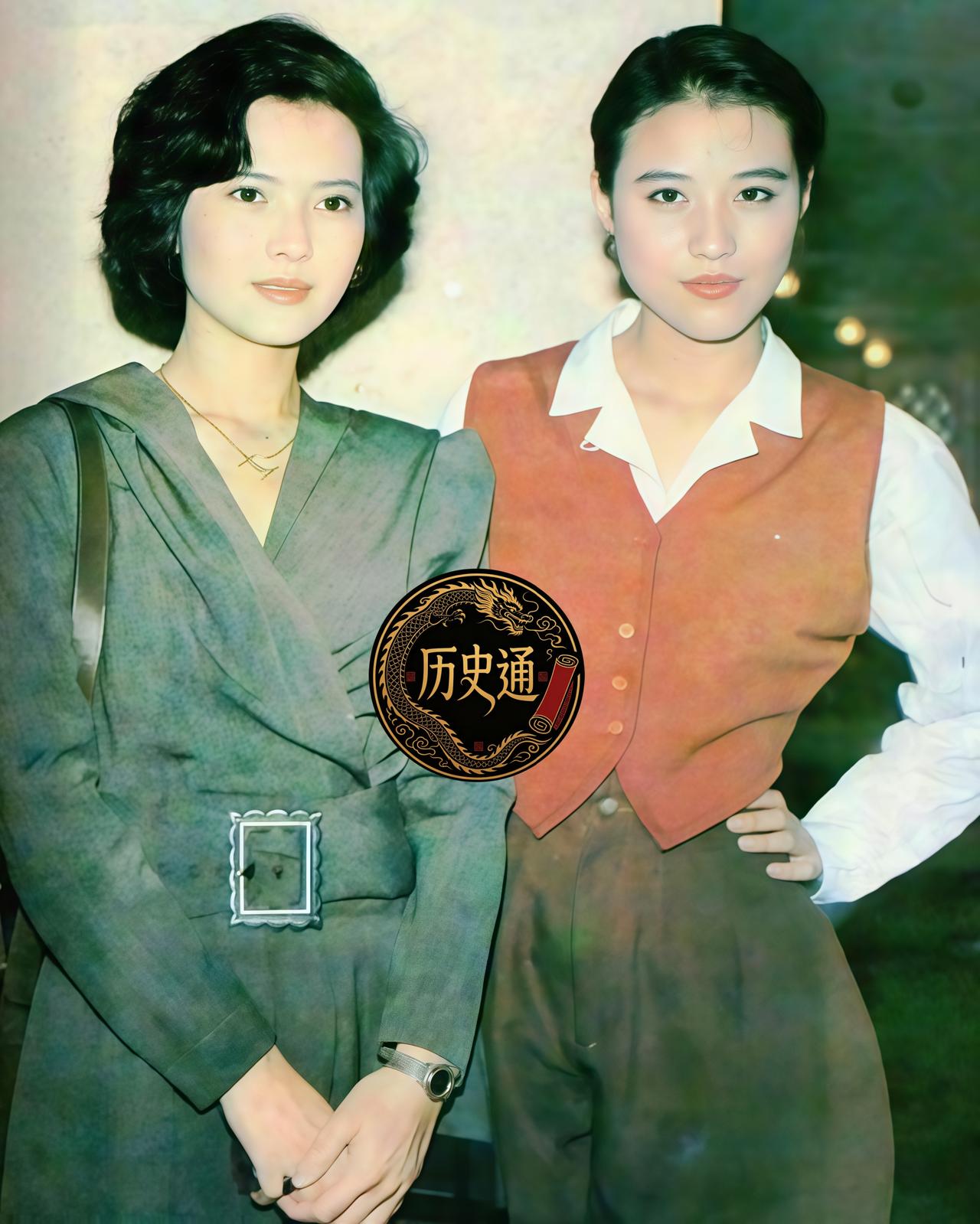 这是当年香港影坛中颜值天花板级别的两位女明星。她们在人间是绝色美女，在天堂依然是
