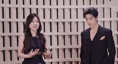 肖战太耿直了接受采访被问到2026年期待自己有什么新变化肖战耿直表示，从来没想