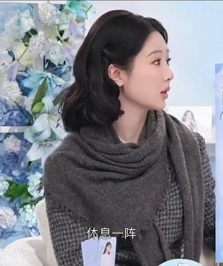 杨紫刚杀青就官宣停工！连轴转577天的娱乐圈劳模突然踩死刹车你没看错，是那个