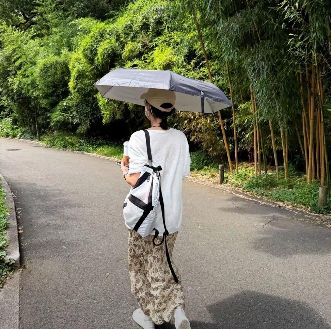 著名演员周迅也已经开始有“老人味”了
