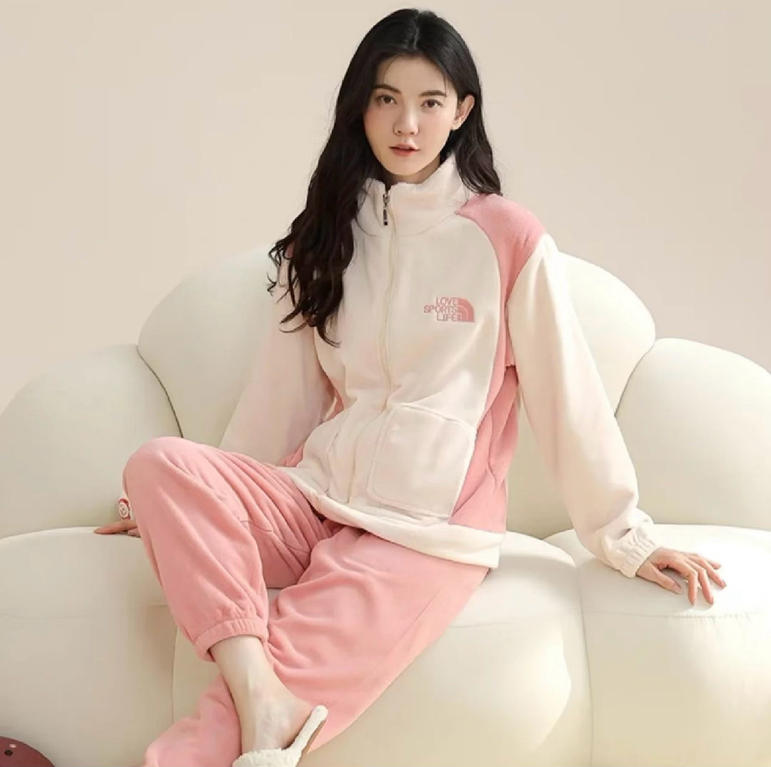 会有人穿睡衣串门吗❓为什么穿睡衣那么显瘦