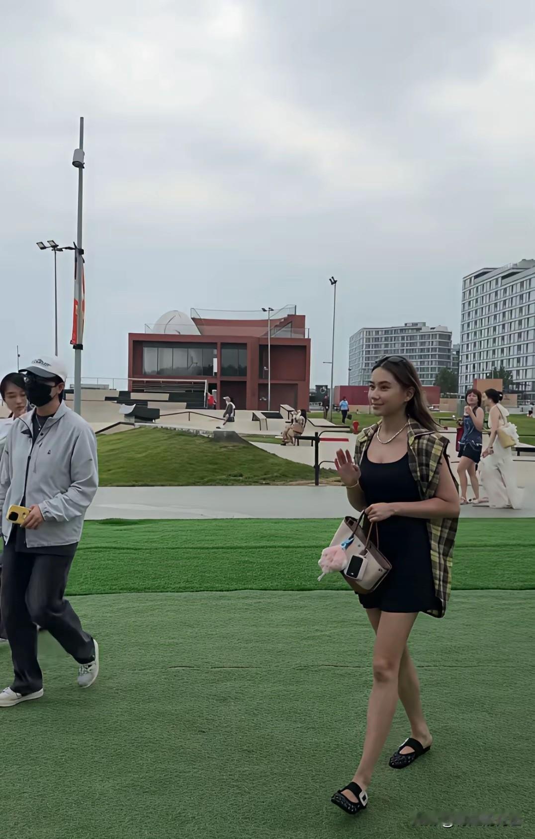 果然爸妈基因好，从孩子身上就能看出来，好模样是刻在骨子里的～