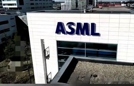 ASML首席财务官：已为中国稀土出口管制做好充分准备ASML首席财务官戴厚