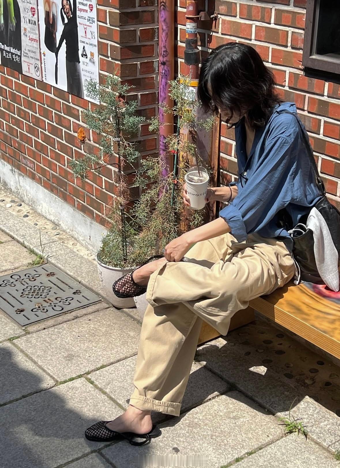 穿搭分享连续更新第2834天韩国时尚女生日常搭配周末来啊来韩系穿搭超能新星汇新