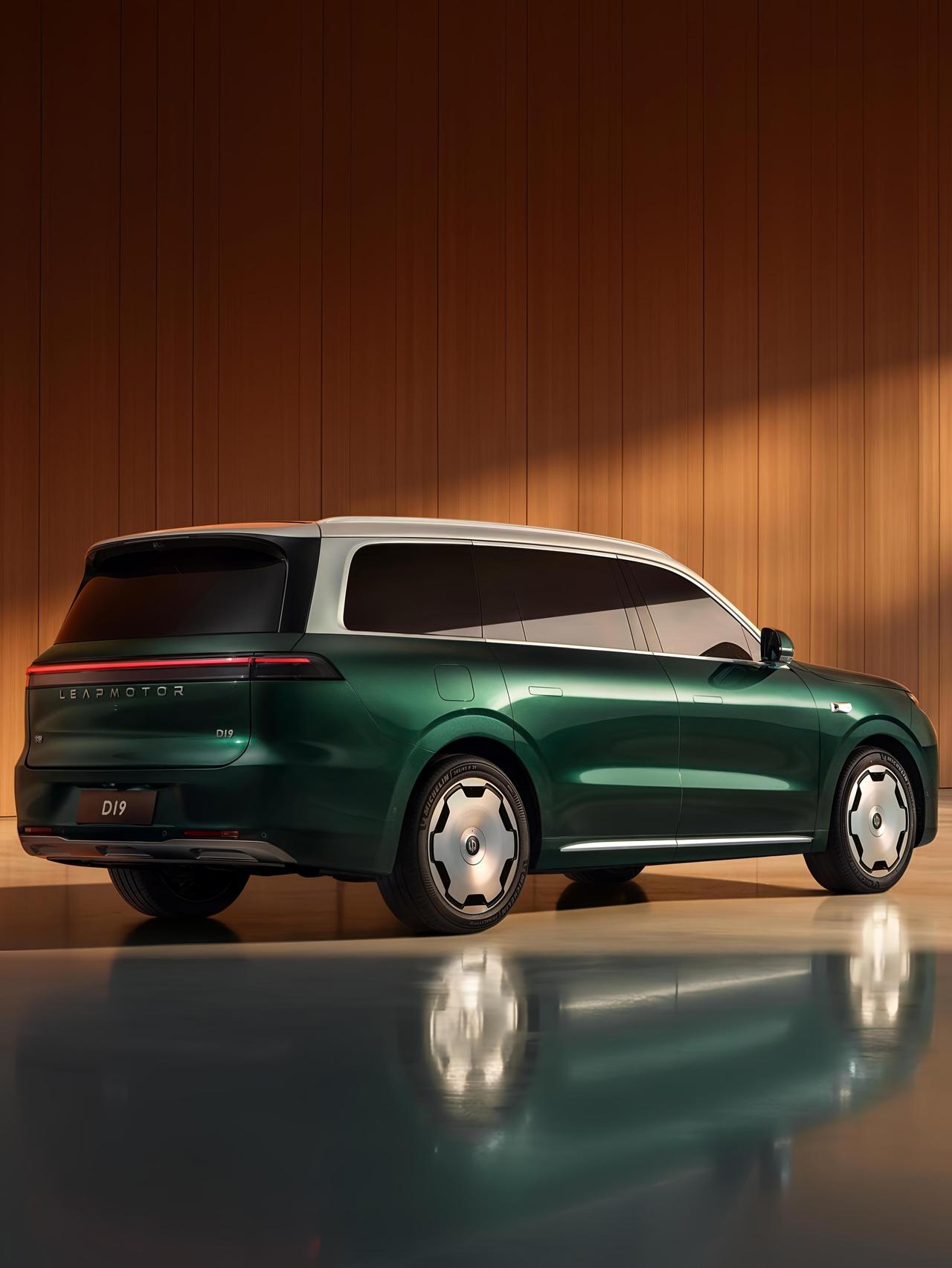 零跑D19新增极光绿车色，绿牌一挂太违和😭🧨零跑近期悄悄上新了D19的全新