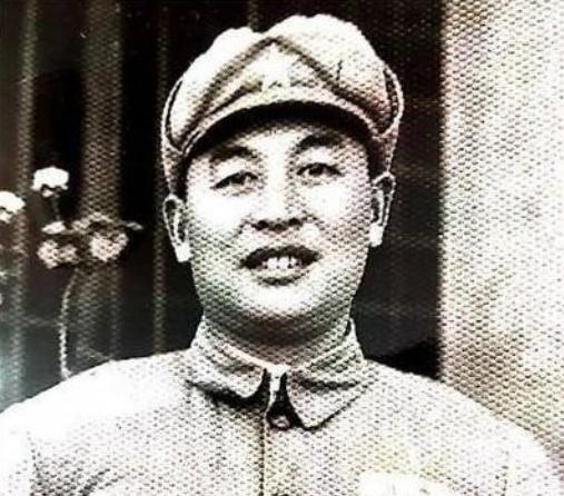 1953年朝鲜，志愿军16军军长尹先炳触碰红线罪该万死，上将杨勇连夜求情：人我要