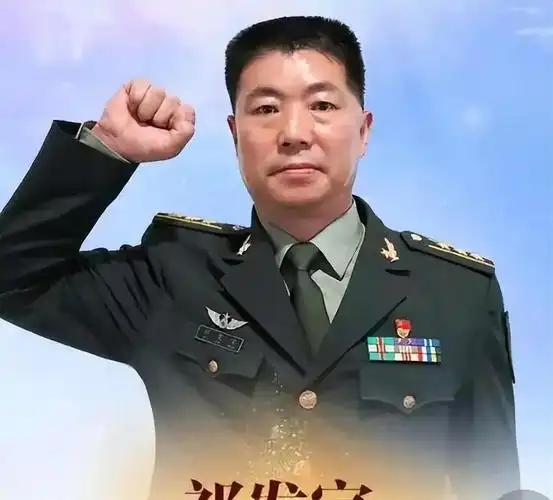 祁发宝，男，汉族，1979年3月生，甘肃省武威市人，中共党员，乌鲁木齐陆军学院步