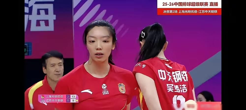 为什么唐欣成为入选国家队最有争议的球员？首先，因为唐欣是最具争议的江苏女排队员