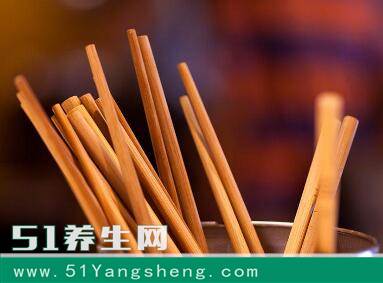 洗完筷子怎么放? 80%的人都做错了, 看看你有吗?