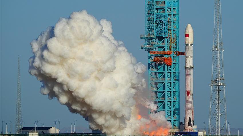 重大突破，中国首次实现重复使用火箭陆地回收成功！你有没有想过，一枚火箭送完卫