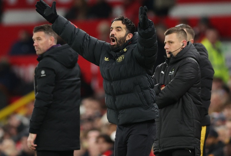 邮报: 穆里尼奥帅位日益动摇, 机密报称阿莫林可能今夏接手本菲卡