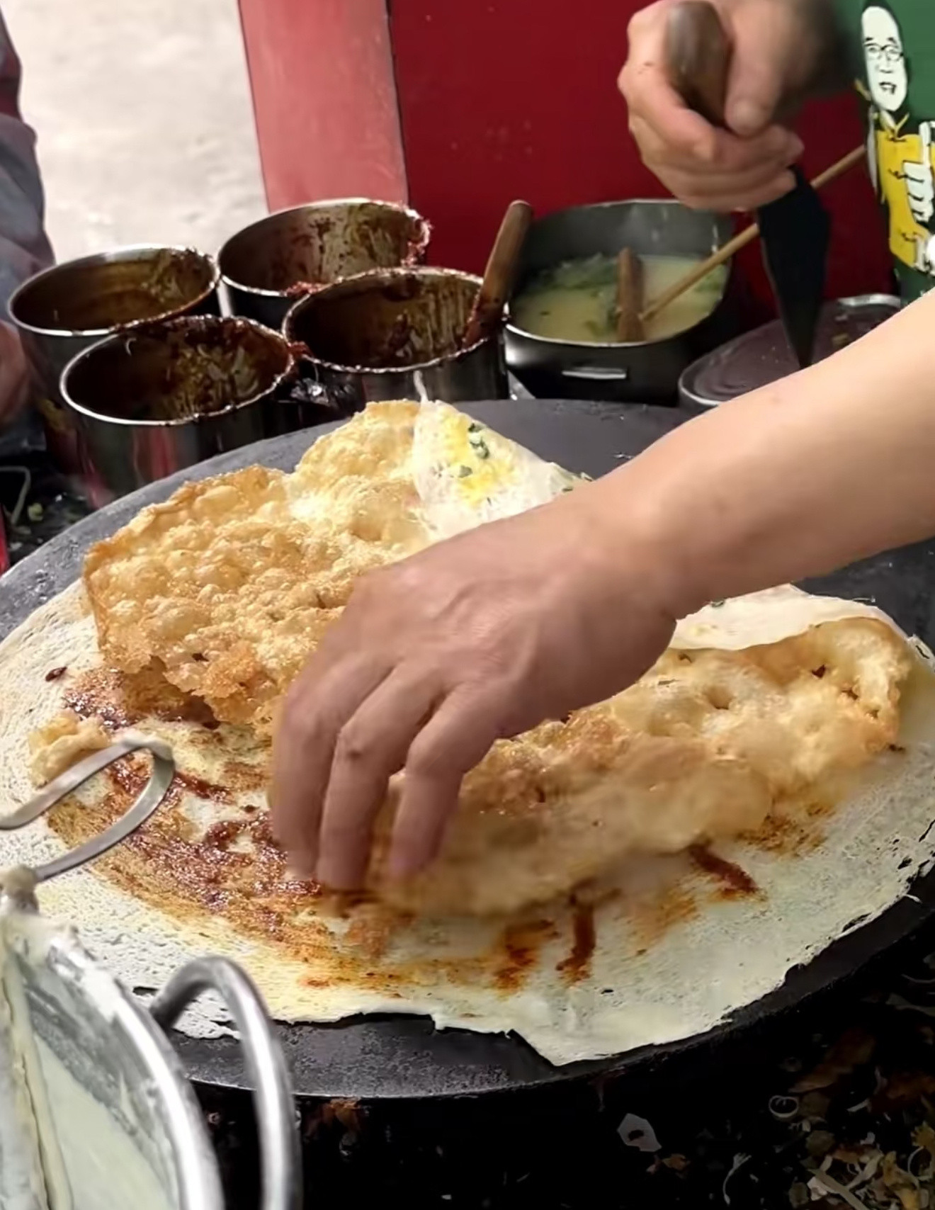 老式煎饼果子真好吃​​​