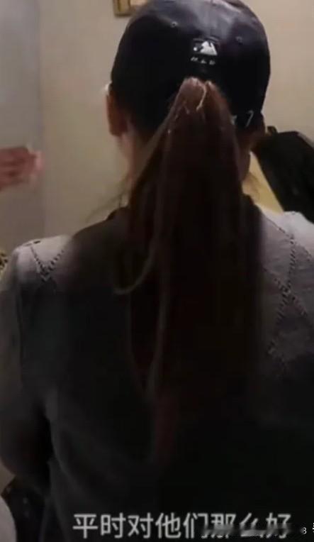 中国姑娘在埃及开中餐厅，结果遭员工集体罢工，她没有选择退让，硬刚到底，把这些员工