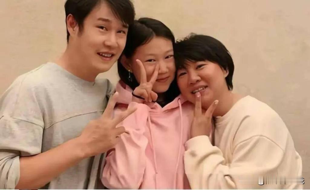 小沈阳新片争议发酵，舆论风波意外牵连家人与恩师本是一部新电影的口碑分歧，没