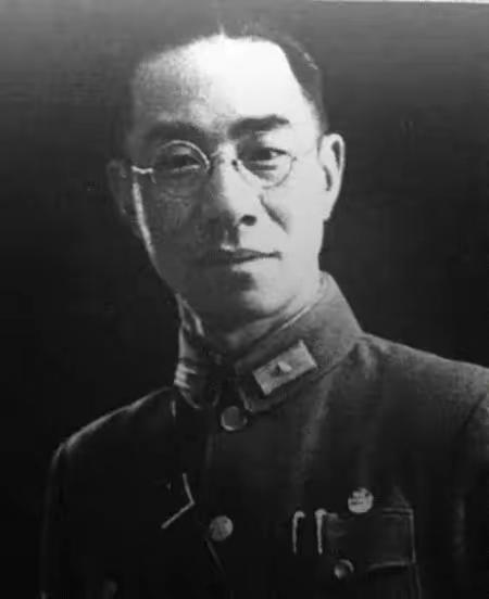 1949年北平特务集体起义，打开金库后，连解放军战士都惊呆了！牵头这场起义的不是