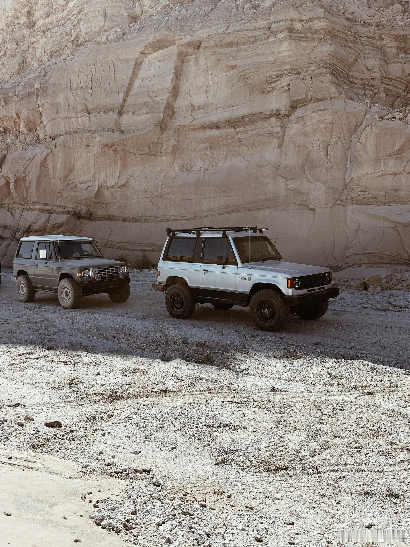 帕杰罗感受一下拉力赛灰尘的味道