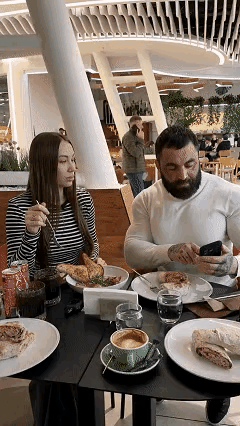 说是学鸟一样的爱情方式