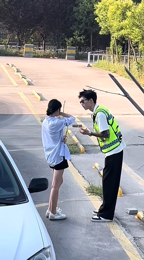 当初说人家长得帅现在怎么哭了