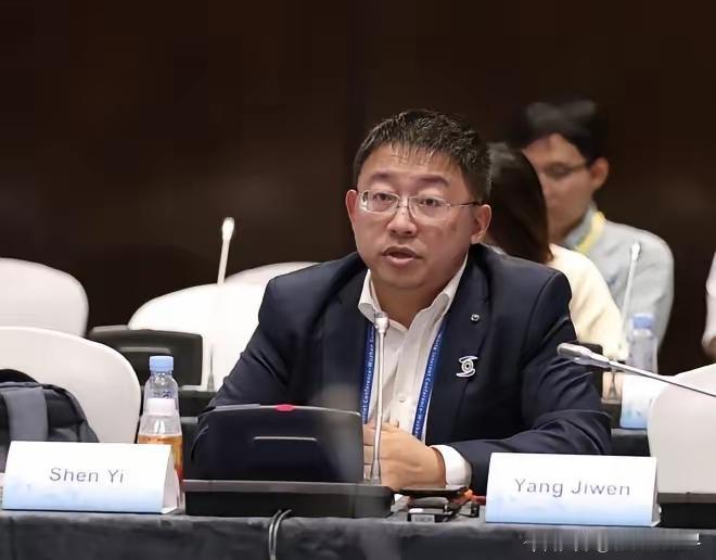 沈逸教授拆解和日本人打交道的套路，真实又好笑！他直接点破日本政客的“戏精本质”