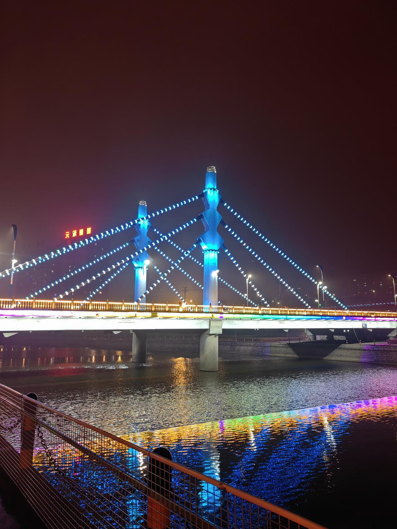 阳泉火车站命名方式是否合理是不是合理，需要实践检验，当年，很多人都被阳泉北站迷惑