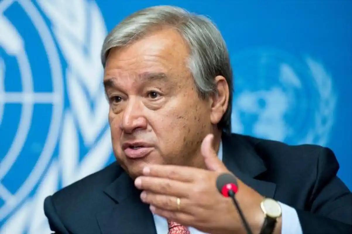 如果联合国解散了，一大批具有寄生属性的国家就会失去稳定的经济来源。同时又因失去国